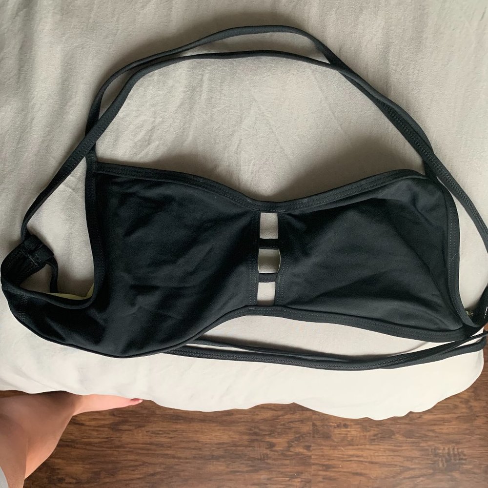 Jolyn Tomcat Tie-Back Top